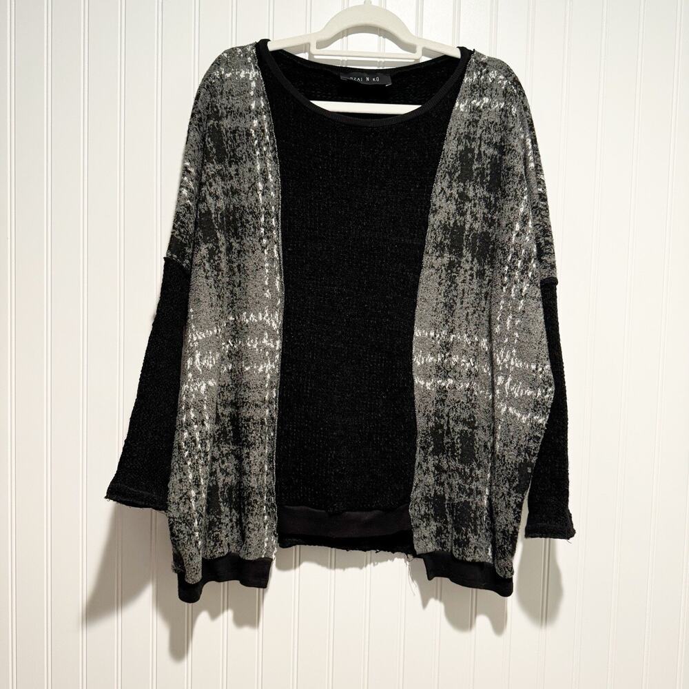 Ozai N Ku Chenille Sweater Lagenlook Black Gray Plaid Size Medium
